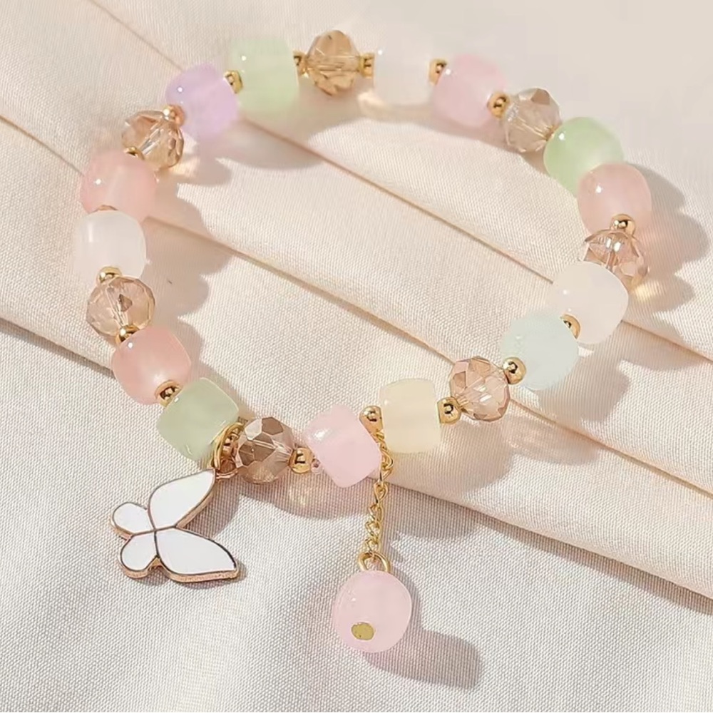 Stylish Beaded Butterfly Charm Stretch Bracelet - Picture 3 of 3